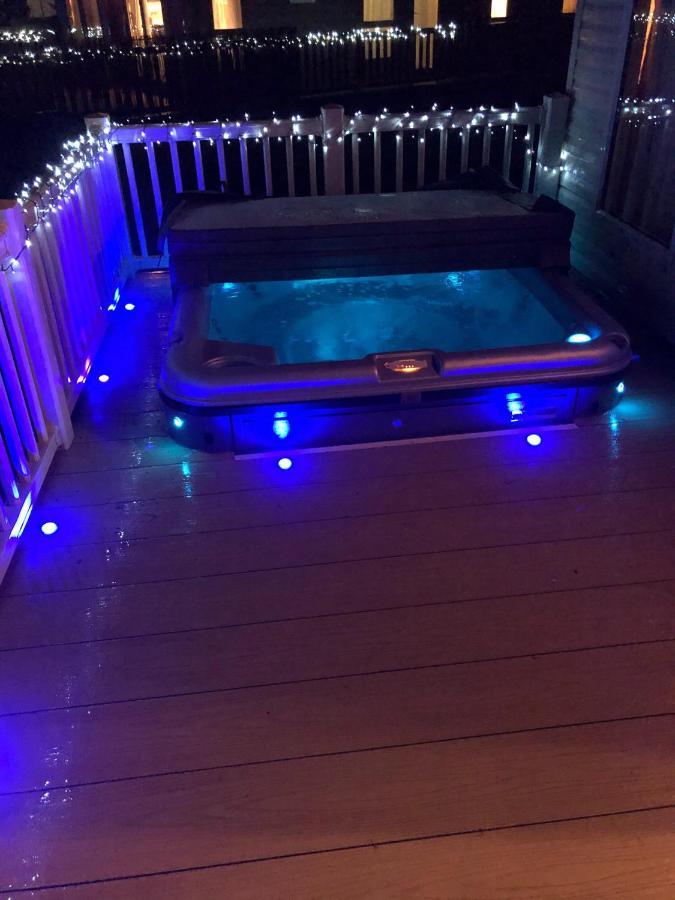 Luxury Lakeside Lodge L2 With Hot Tub Situated At Tattershall Lakes Country Park المظهر الخارجي الصورة